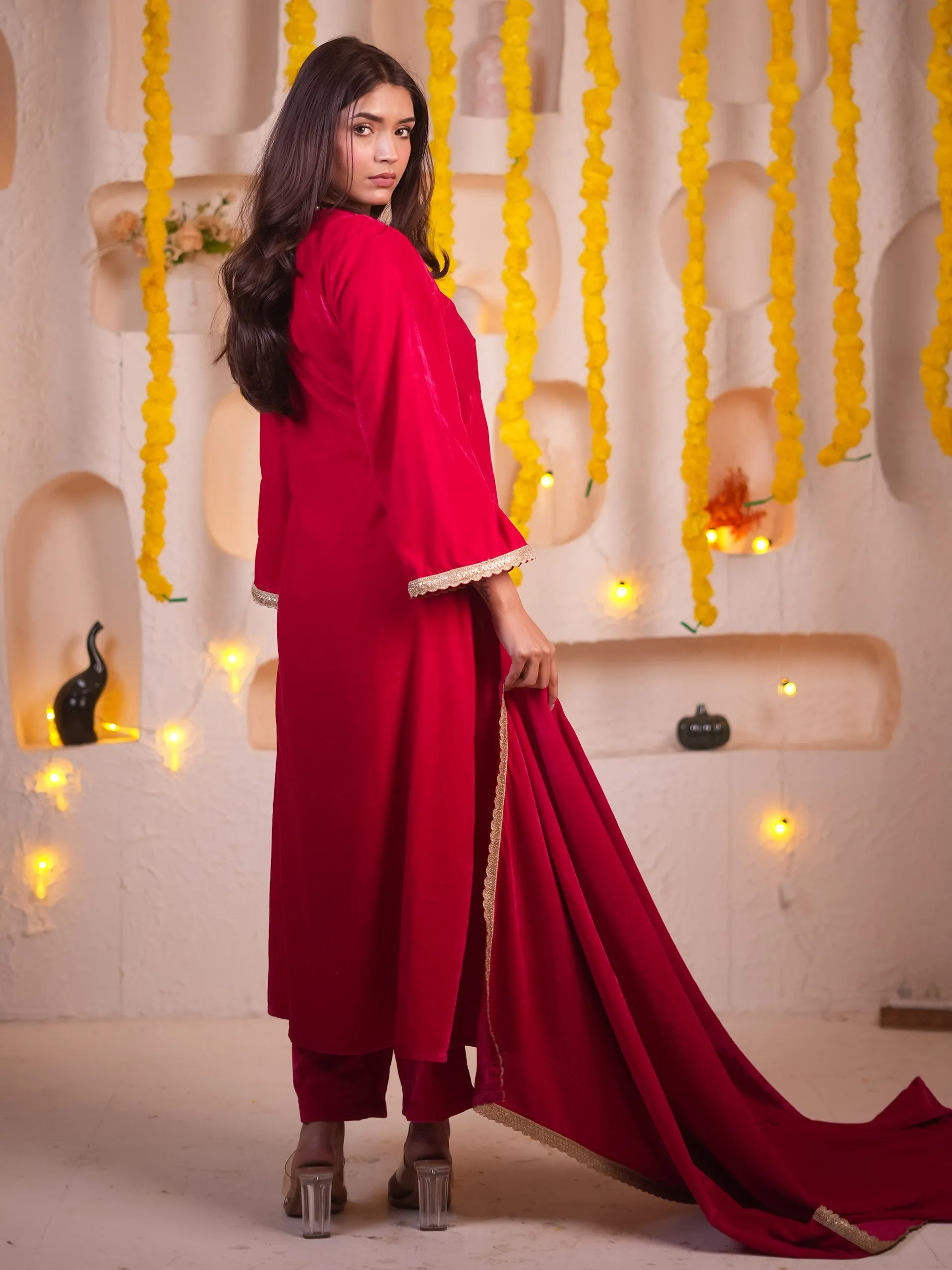 3 pcs - Pink Velvet Kurta, Pants And Dupatta With Lace