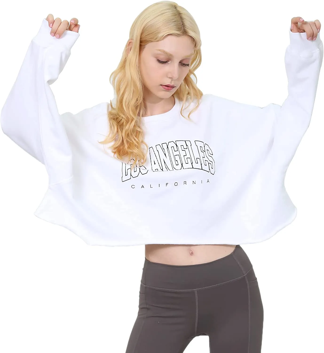 Amazhiyu Women’s Oversize Cropped Sweatshrit