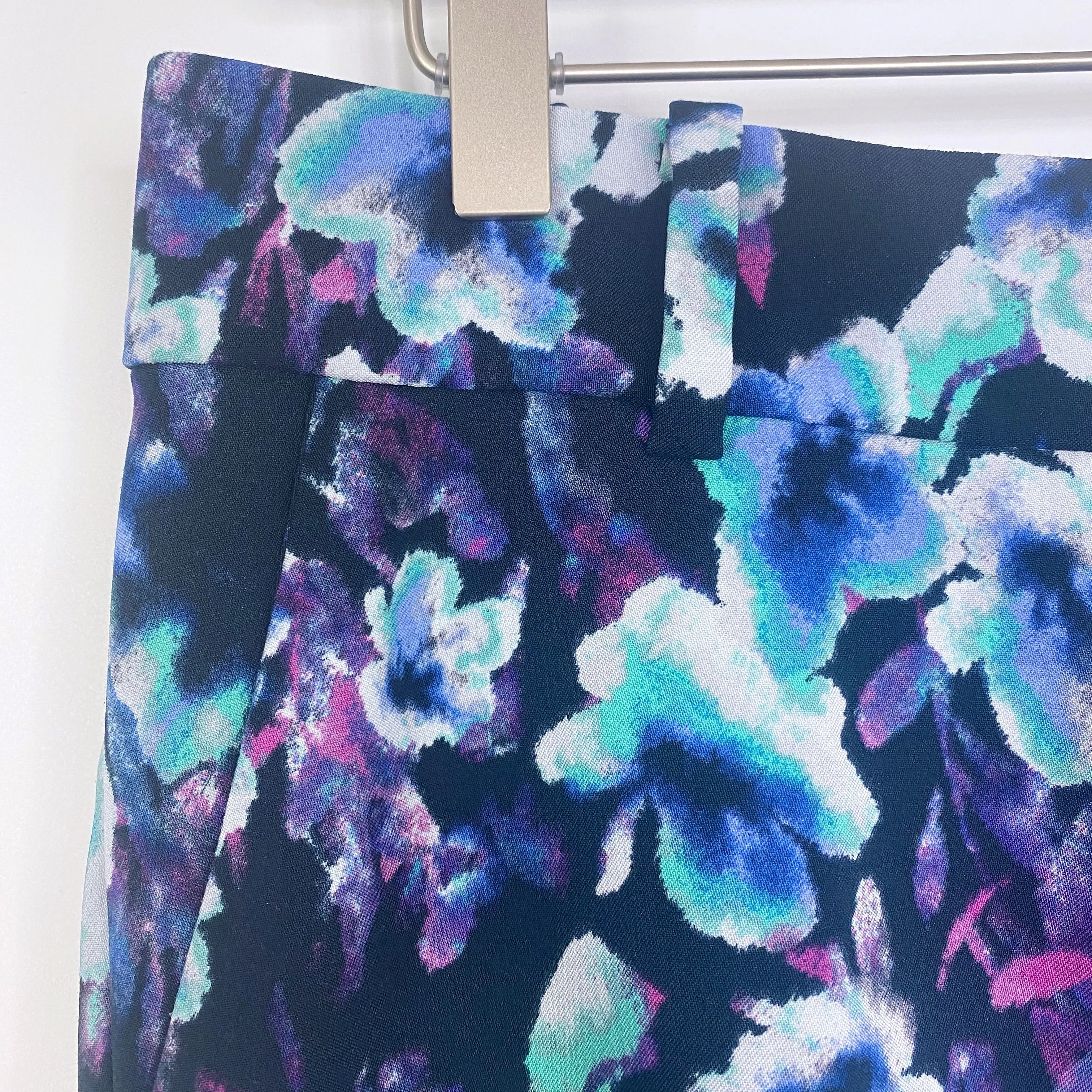 Ann Taylor Blue Multicolor Floral Slim Tapered Leg Dress Pants