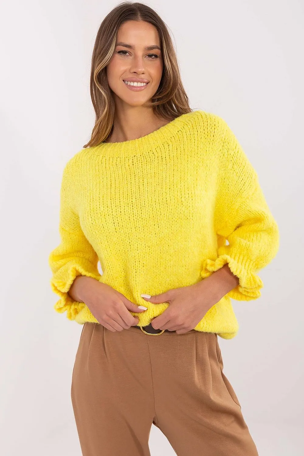 Chic & Cozy Casual Sweater with Feminine Ruffle Sleeves – Perfect for Everyday & Work