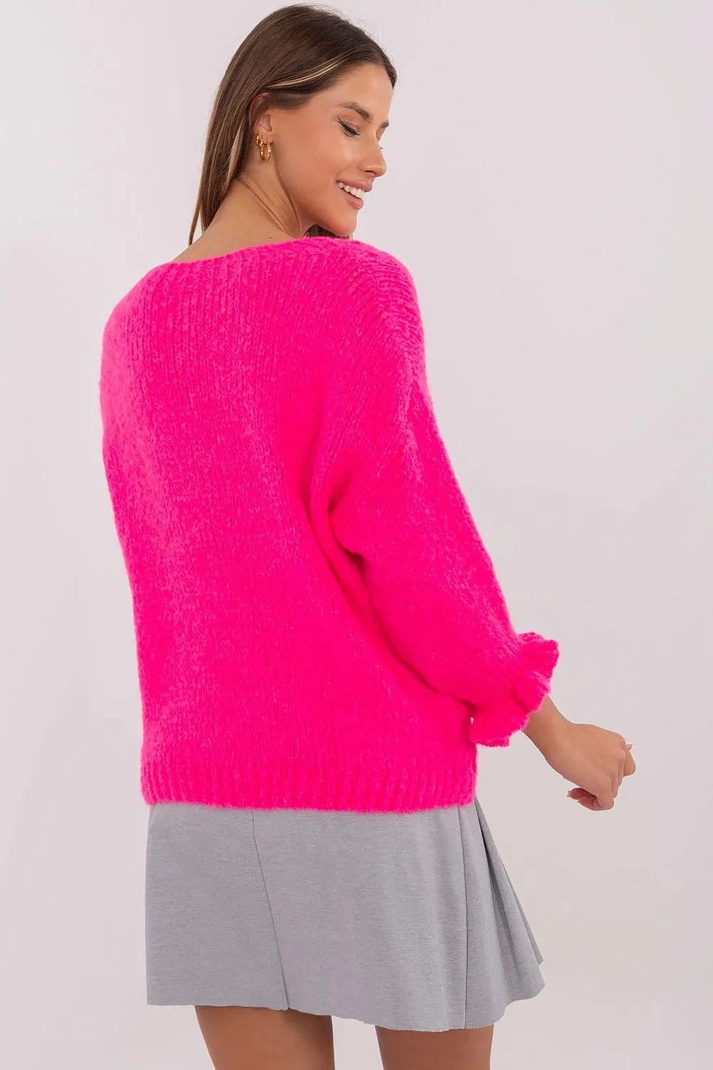 Chic & Cozy Casual Sweater with Feminine Ruffle Sleeves – Perfect for Everyday & Work