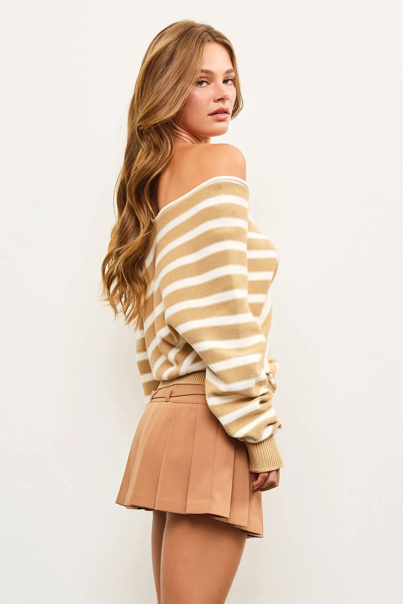 CROSS STRIPE V NECK SWEATER TOP