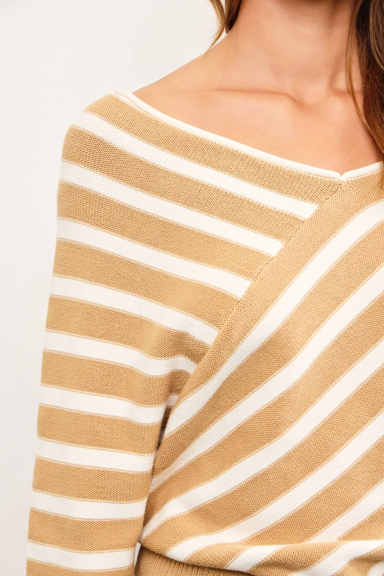CROSS STRIPE V NECK SWEATER TOP