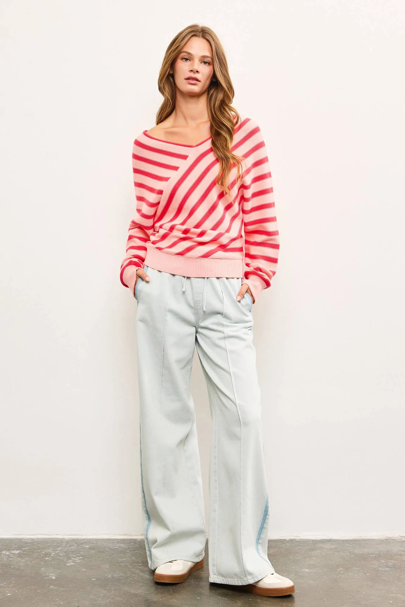 CROSS STRIPE V NECK SWEATER TOP
