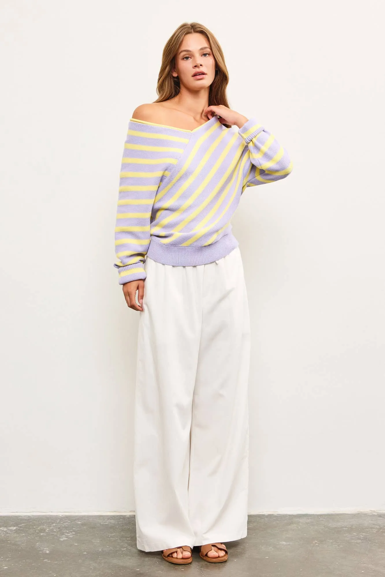 CROSS STRIPE V NECK SWEATER TOP
