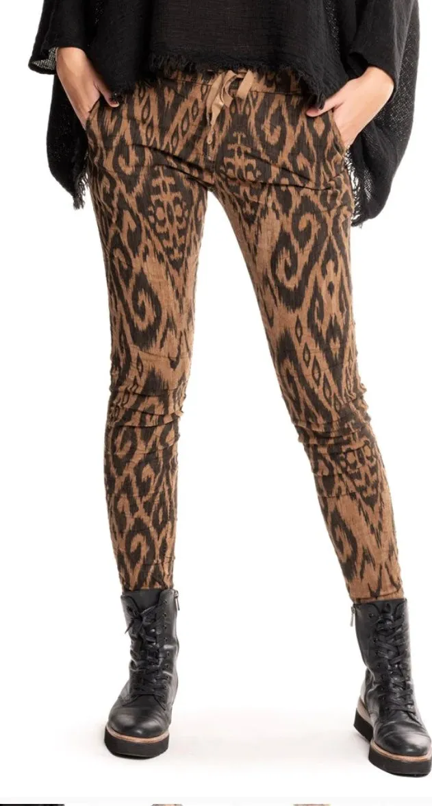 Cyrilla Pattern Pant In Pink Desert Latte By Imagine Fashion