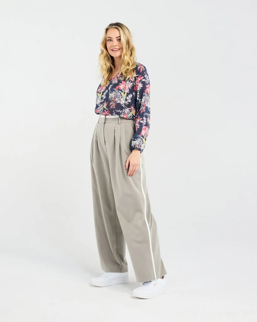 Frankie Pleat Pant (Grey Steel)