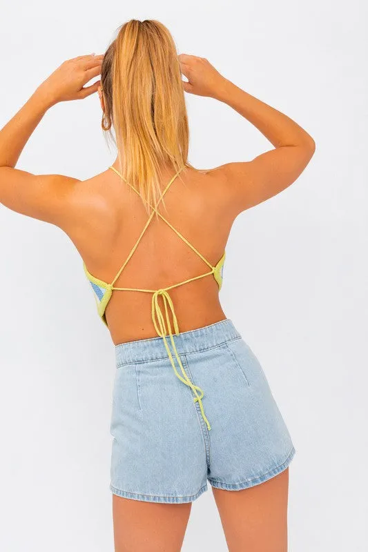 LE LIS Sleeveless Knit Cropped Top