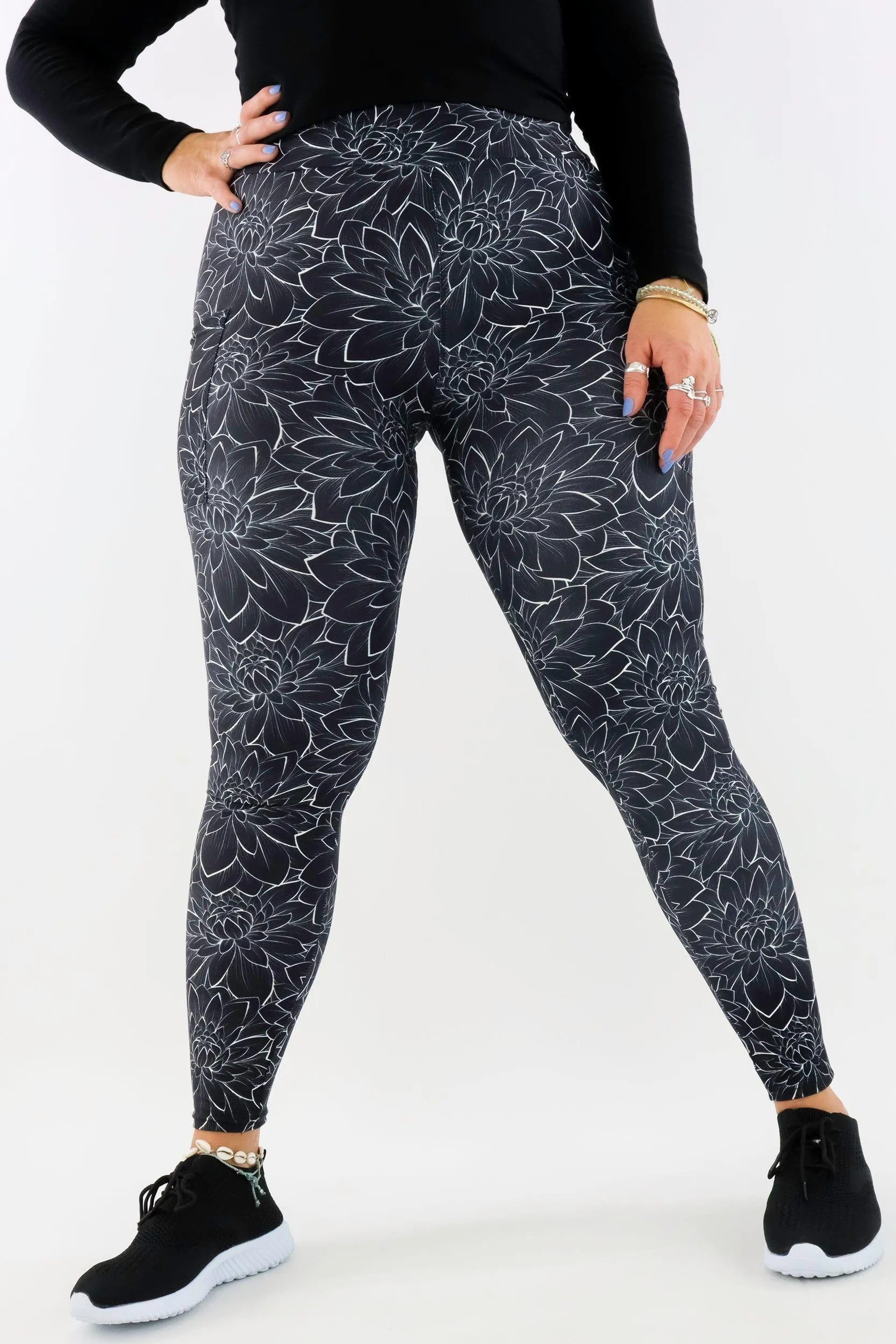 Monochrome Delilah - Casual - Regular Full Leggings - Pockets