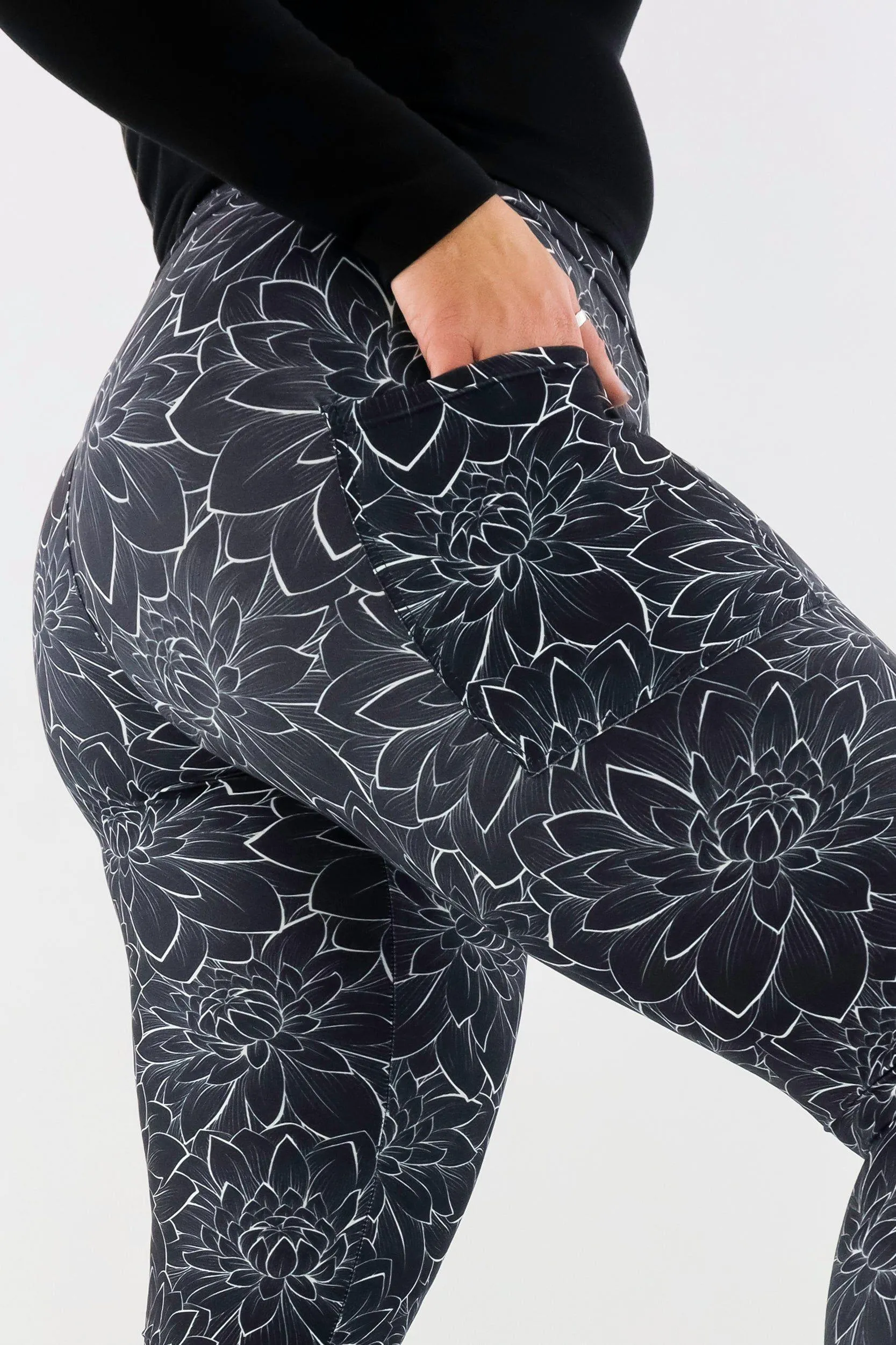 Monochrome Delilah - Casual - Regular Full Leggings - Pockets