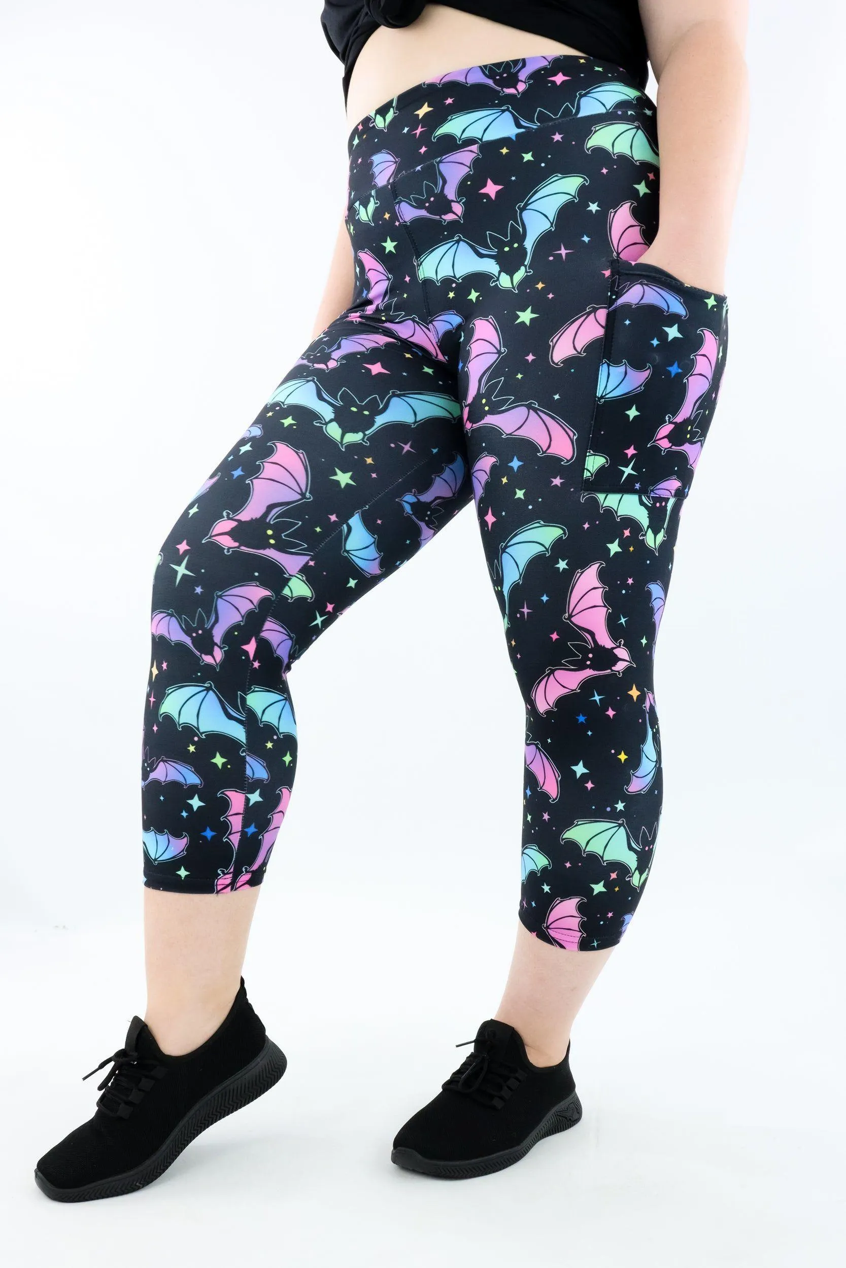 Neon Bats - Casual - Capri Leggings - Pockets