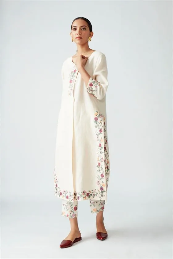 Payal Pratap   -   Rock Garden Sanguinaria Embroidered Kurta Pant Set (2pcs)