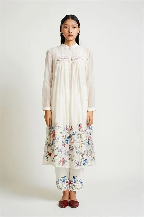 Payal Pratap   -   Rock Garden Viola Embroidered Kurta Pant Set (2pcs)