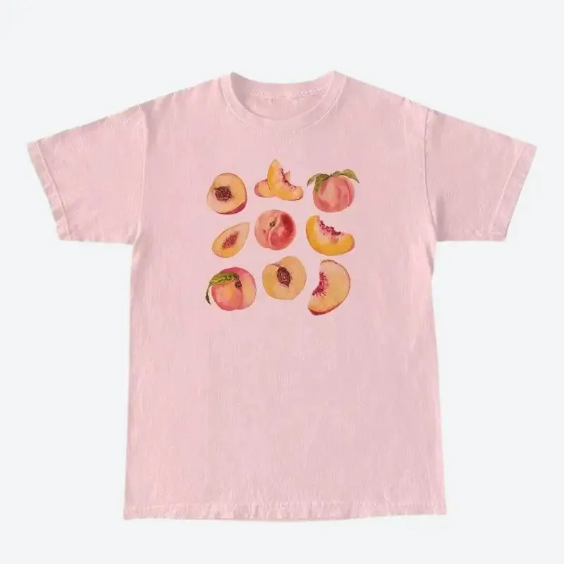 Peach Graphic Tee for a Playful Y2K Summer Look