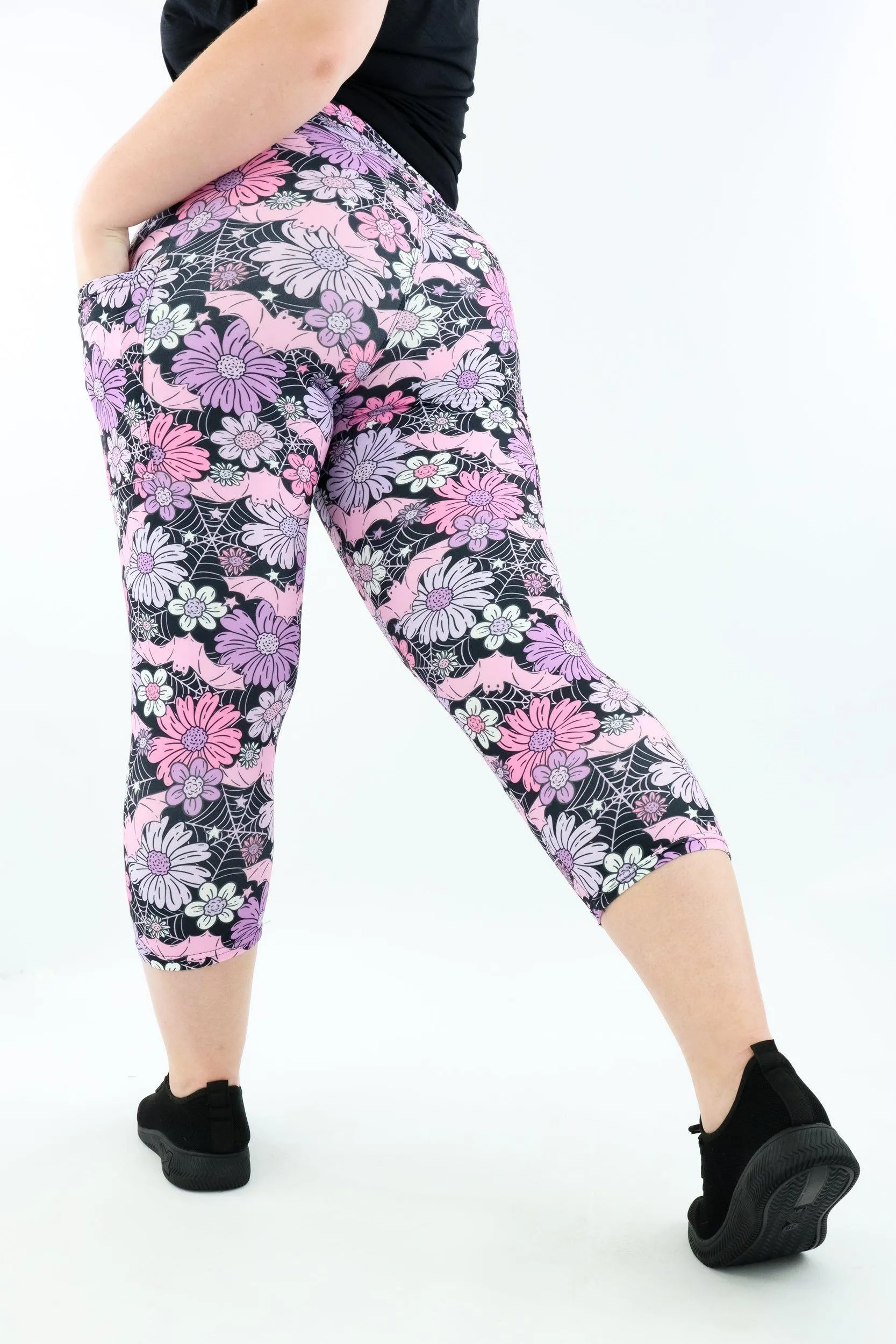 Pretty Scary - Casual - Capri Leggings - Pockets