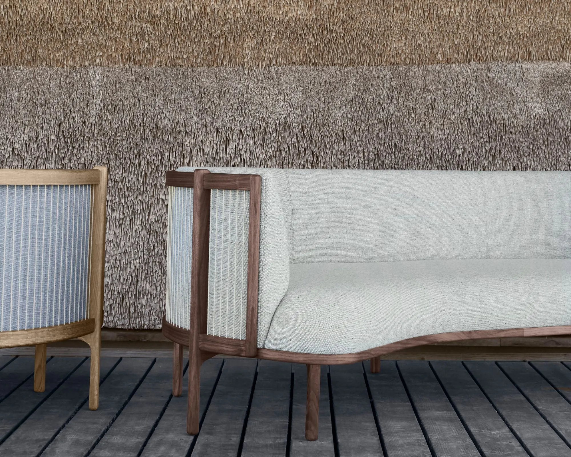 RF1903R Sideways Sofa
