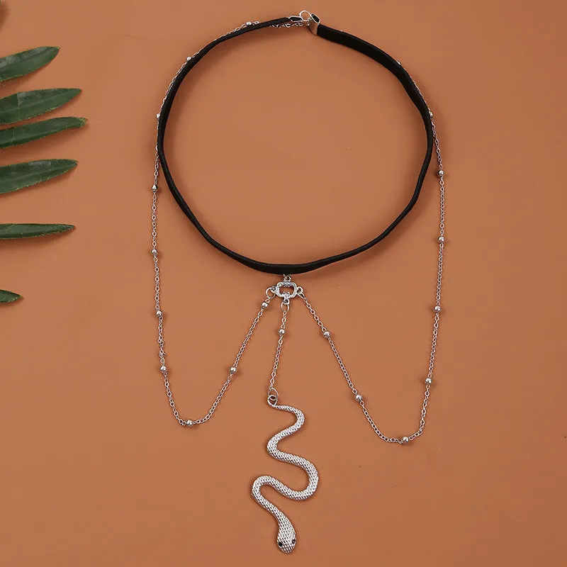 Snake Shaped Elastic Body Chain