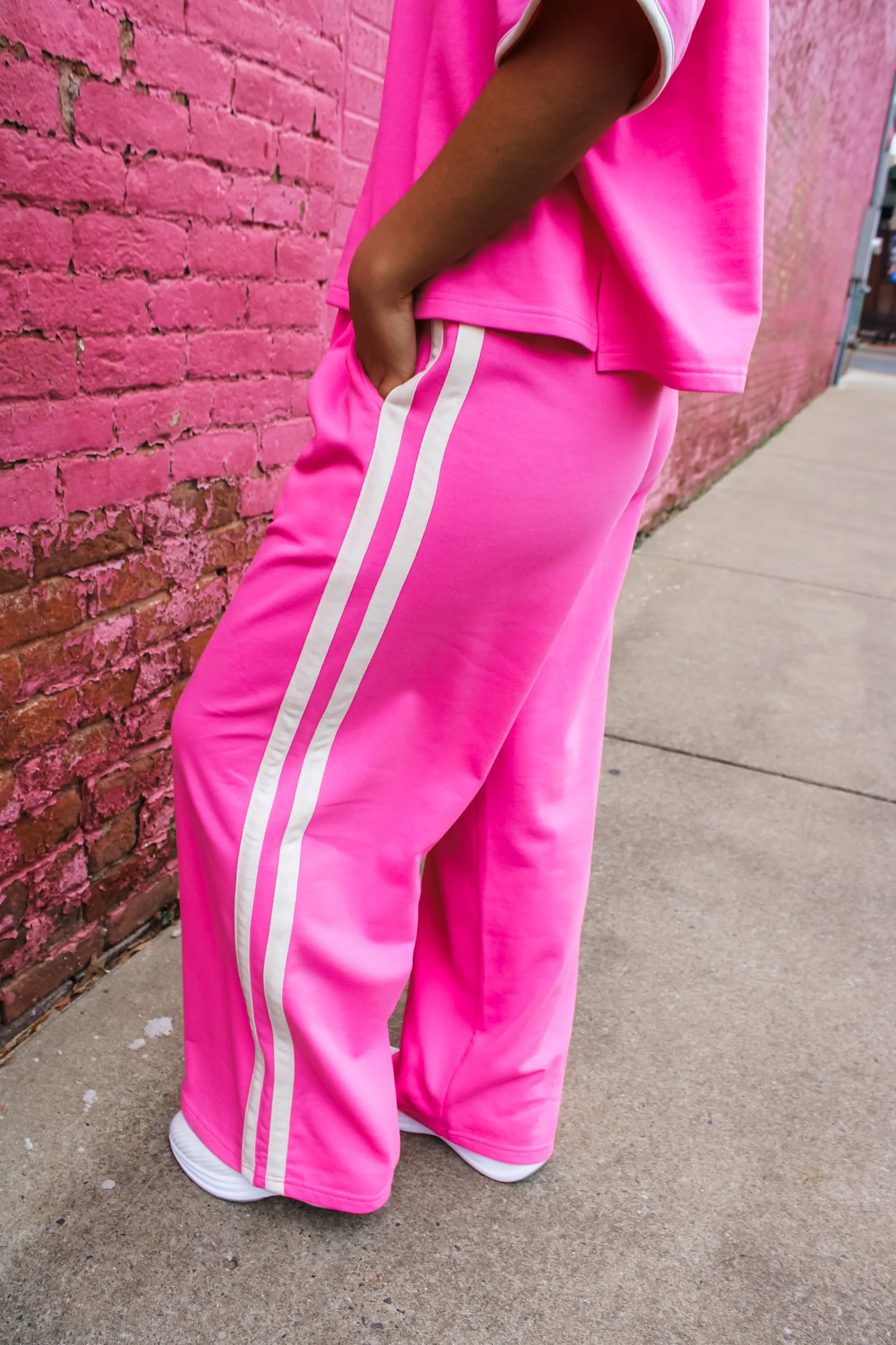 Track & Field Stripe Pants • Pink
