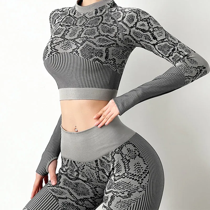 Women's Seamless Snake Printed Yoga Set - Long Sleeve Crop Top & Pants